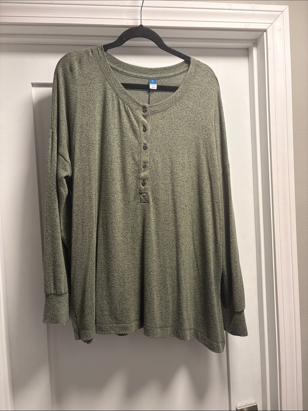 Old Navy Olive Green Long Sleeve Henley
